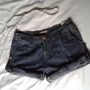 Tommy hilfiger jean shorts adjustable length